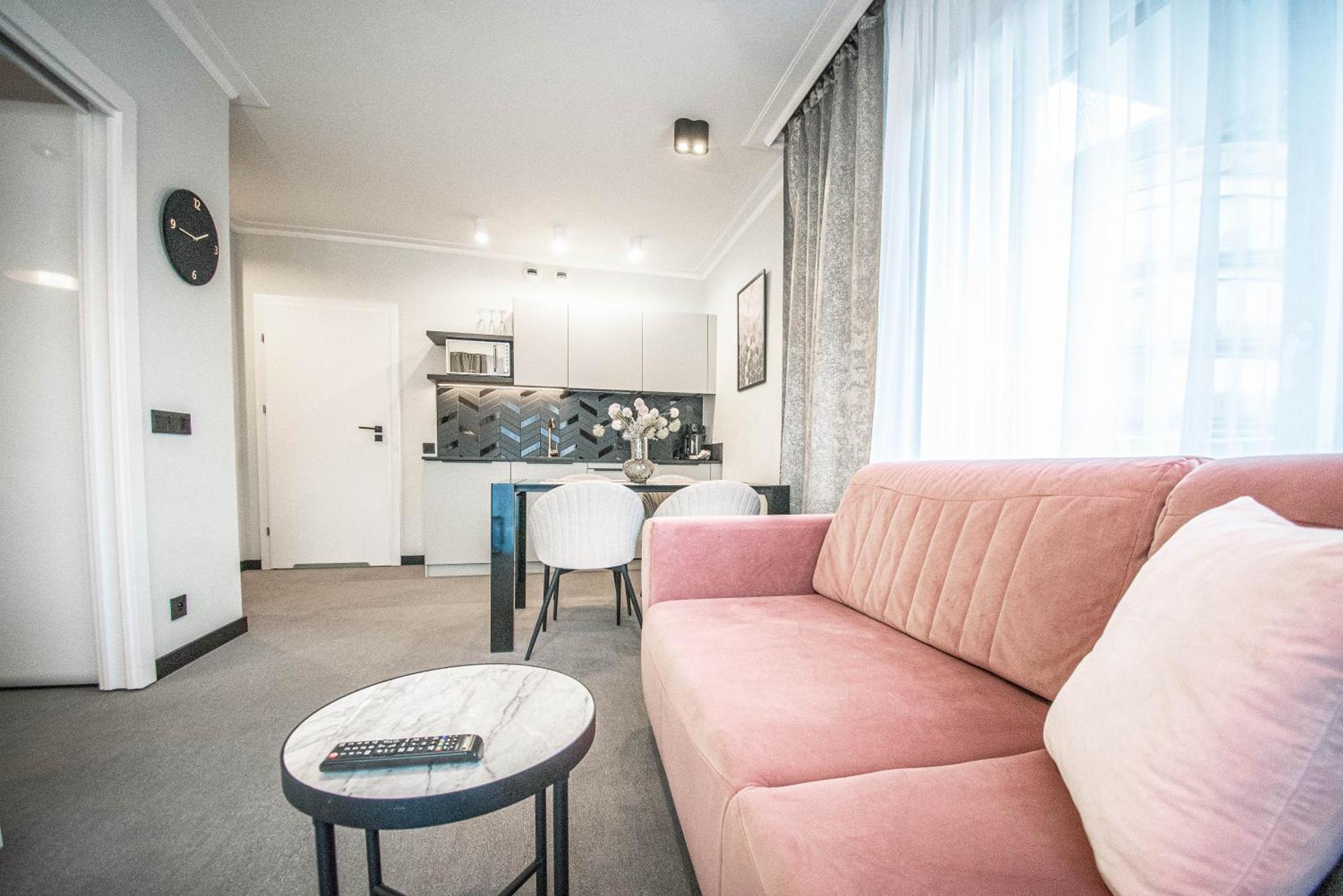Apartamenty Na Wyspie - Albus & Rubus - Parking سفينويتشي المظهر الخارجي الصورة